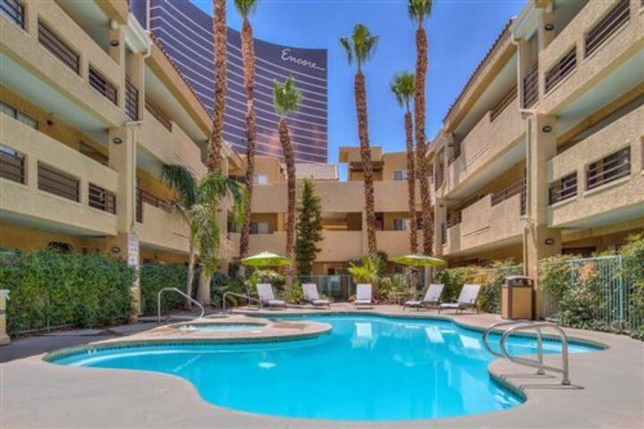 THE RITA SUITES