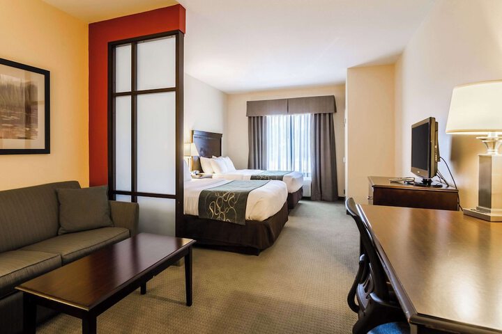 Room 15 of 39