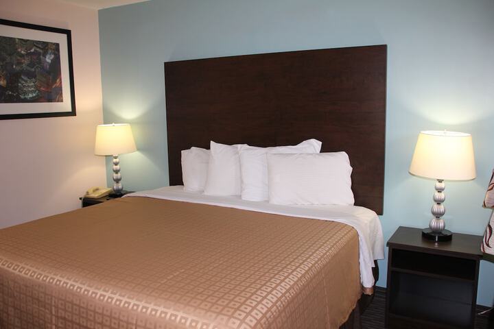 Room 16 of 32