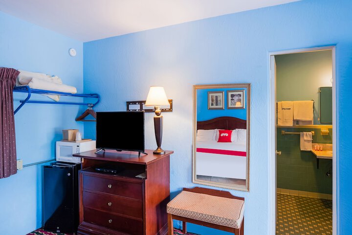 Room 20 of 35
