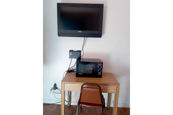 Room 15 of 28