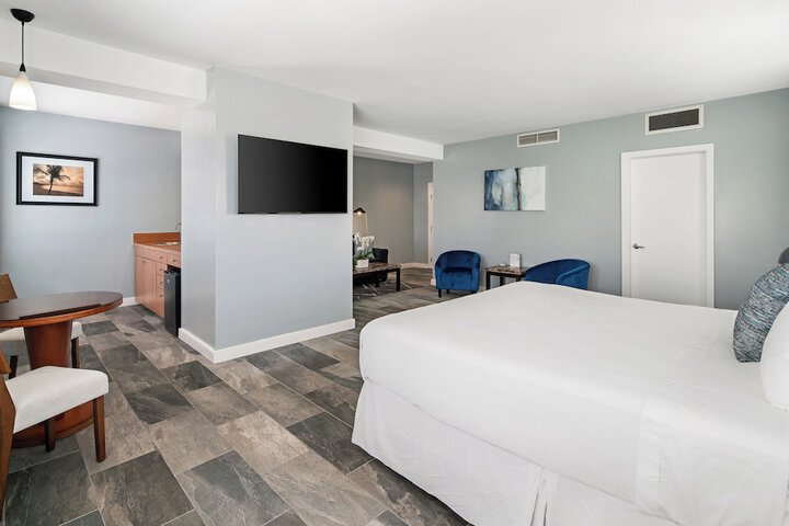Room 16 of 55
