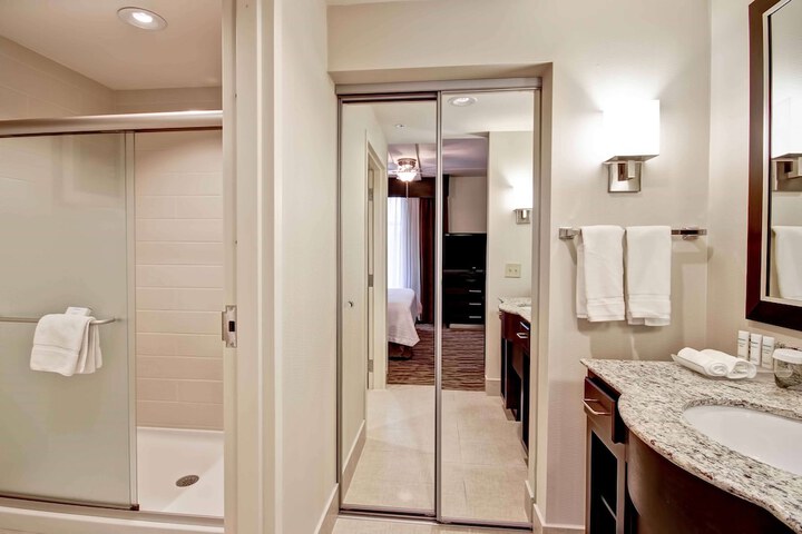 Room 34 of 50