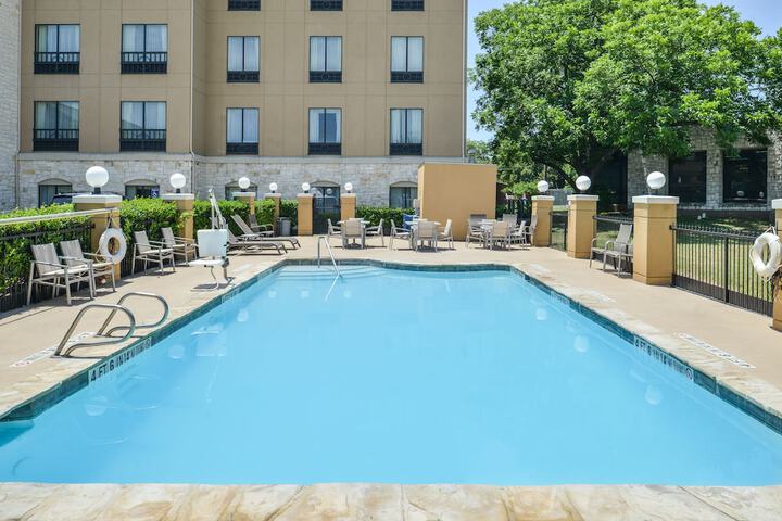Pool 4 of 58