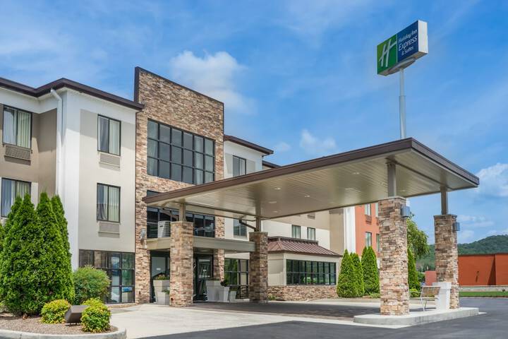 Hotel 2 of 45