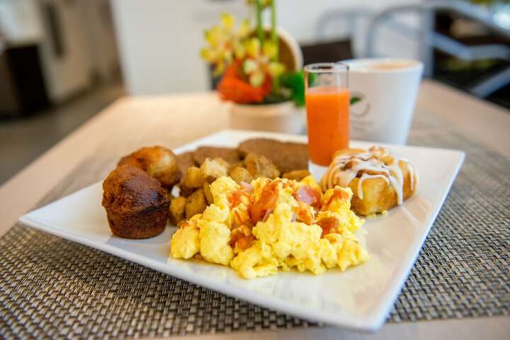 Breakfast/Coffee Service 43 of 50