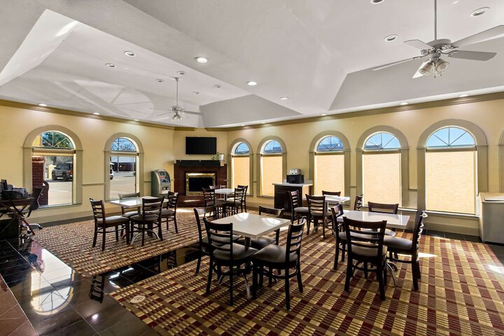 Quality Inn Bay City TX
