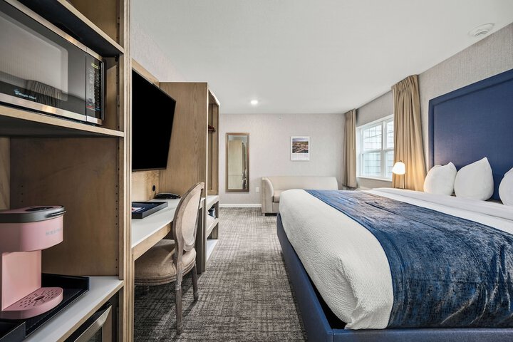 Room 45 of 108