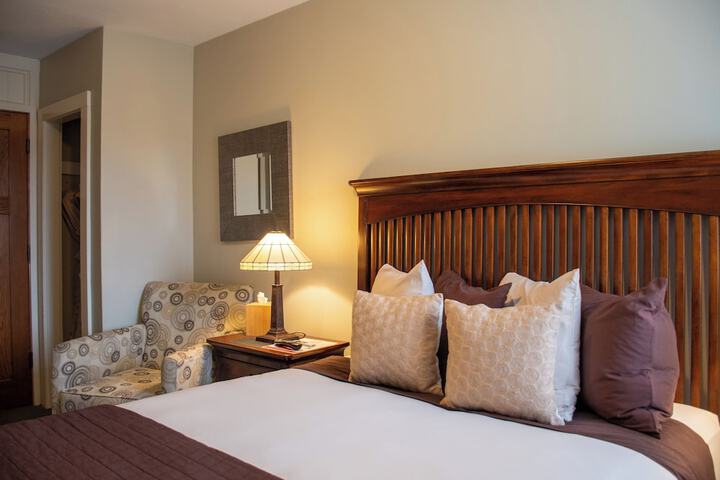 The Settlers Inn