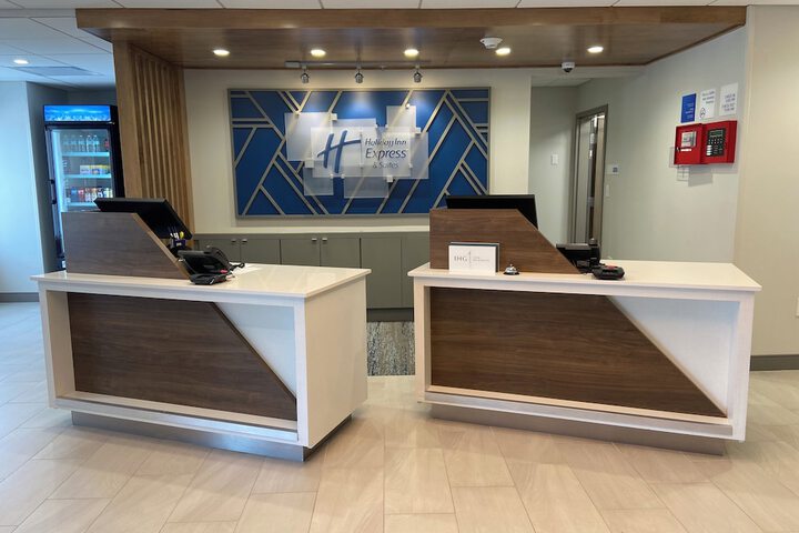 Holiday Inn Express & Suites Elyria by IHG