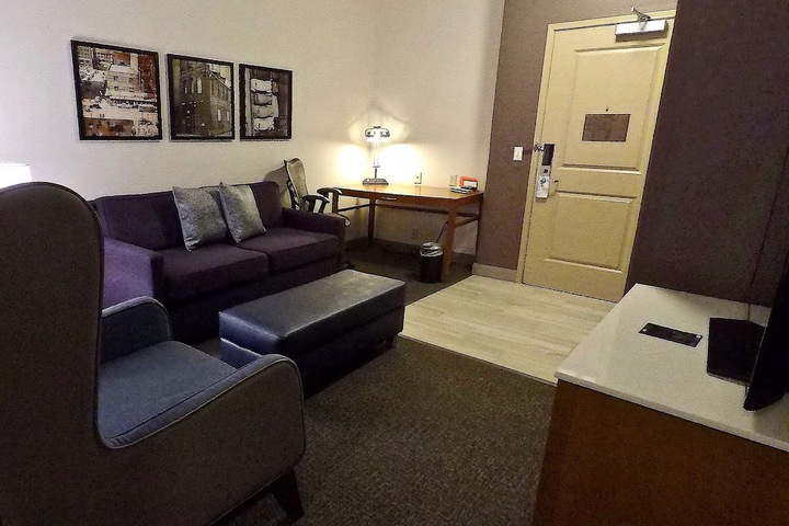 Room 57 of 92