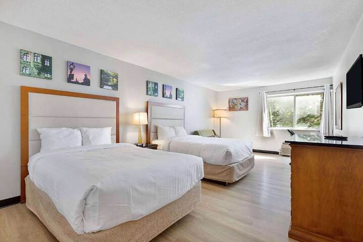 Room 9 of 19