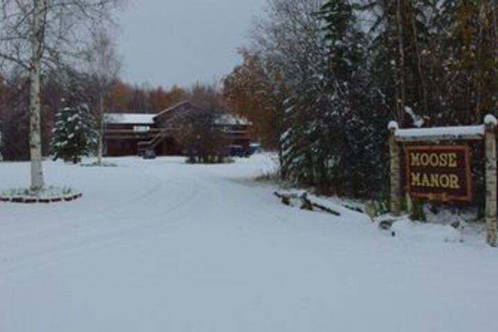 Fairbanks Moose Manor B & B