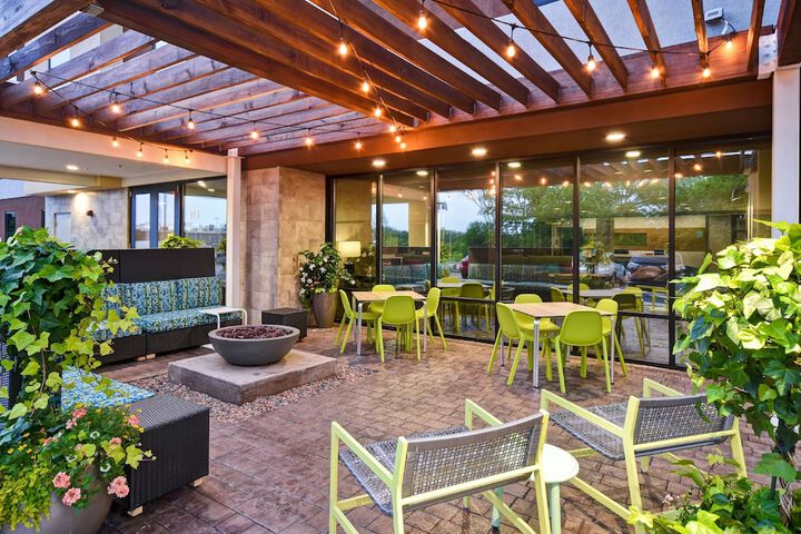 Terrace/Patio 45 of 46