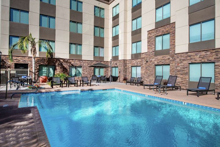 Pool 4 of 54