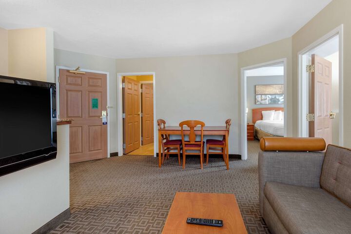 Room 19 of 23