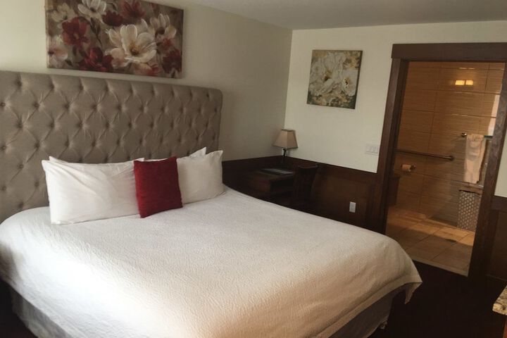 Room 28 of 35