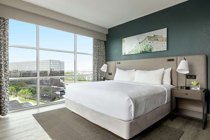 Hotel Alba Tapestry Collection by Hilton