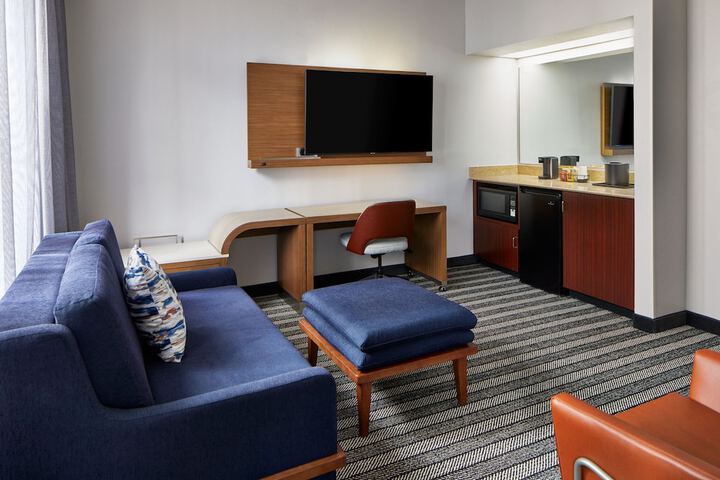 Room 6 of 39