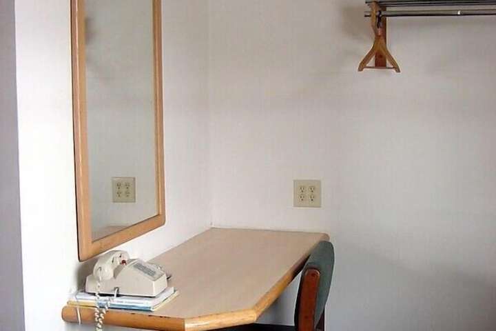 Room 16 of 67