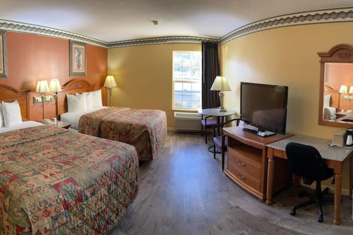 Room 15 of 17