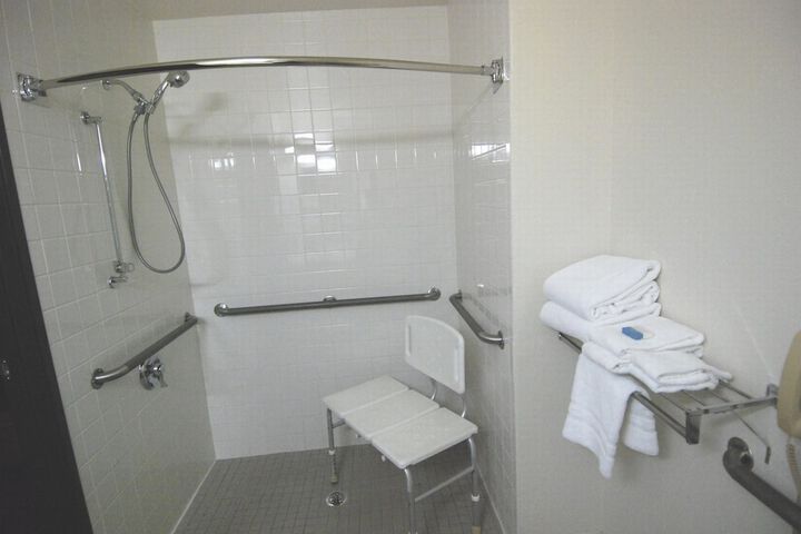 Room 7 of 22
