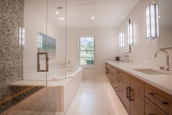 Element 52 Auberge Collection