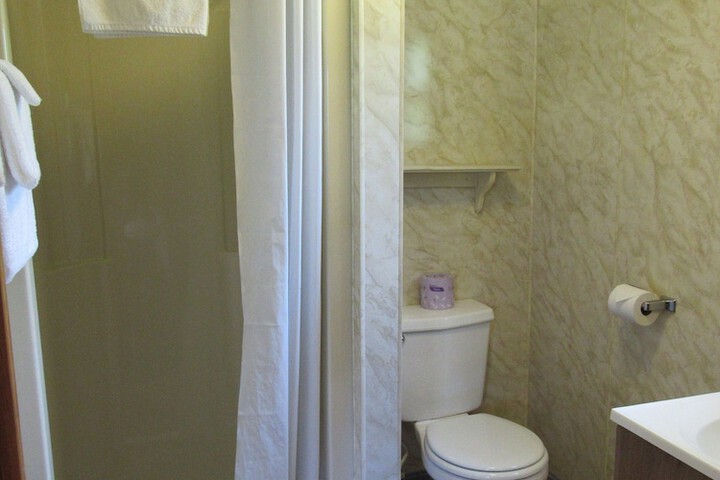 Room 51 of 80