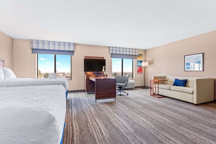 Hampton Inn & Suites Greeley