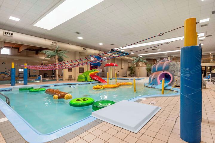 Pool 10 of 73