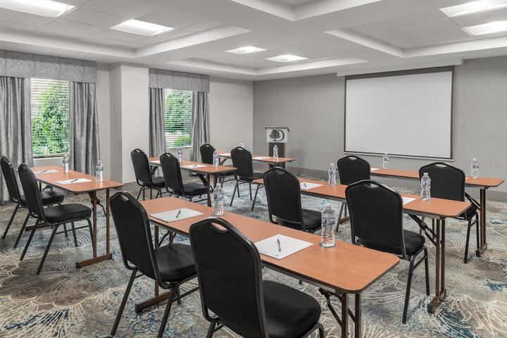 DoubleTree by Hilton Springdale