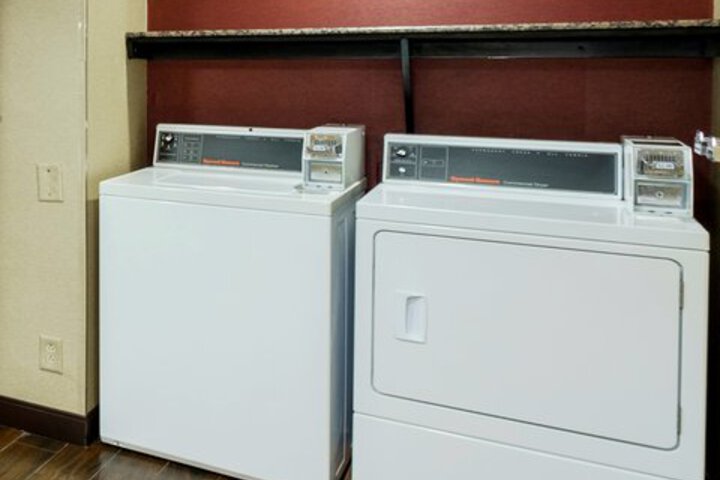 Laundry 53 of 100
