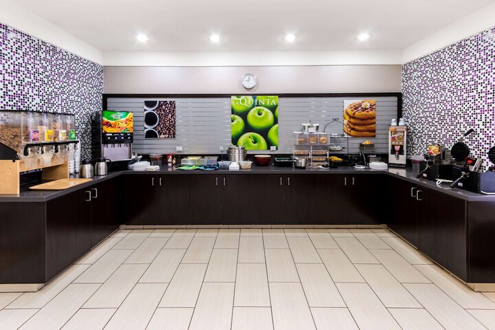 La Quinta Inn & Suites by Wyndham Roswell