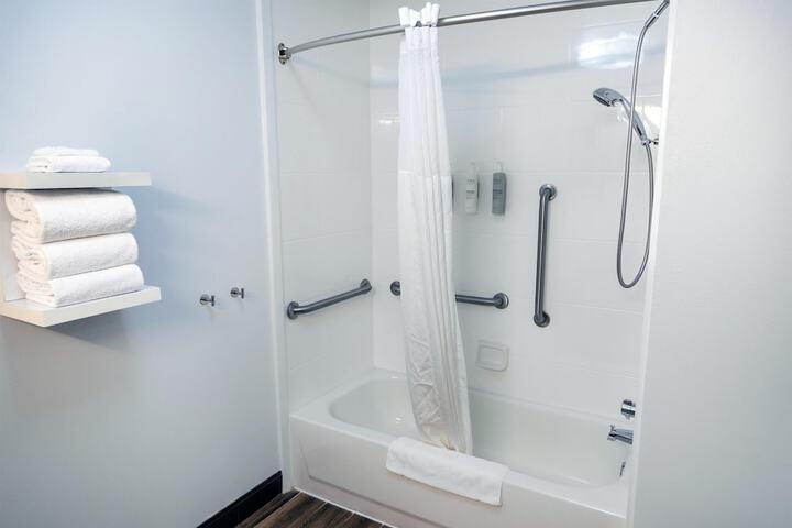 Hampton Inn Madison Huntsville Airport