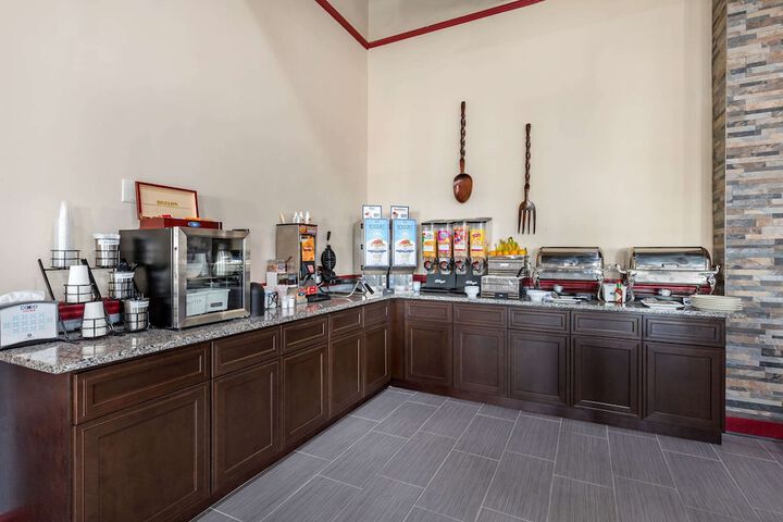 Breakfast/Coffee Service 15 of 17