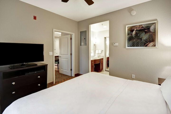 Homewood Suites by Hilton Tampa - Port Richey