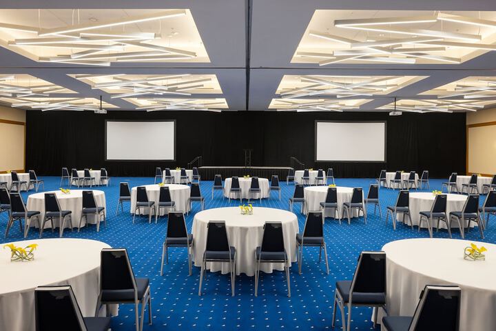 Sheraton Vancouver Wall Centre
