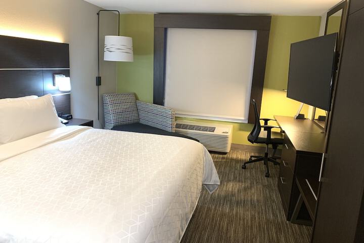 Holiday Inn Express Allentown North by IHG