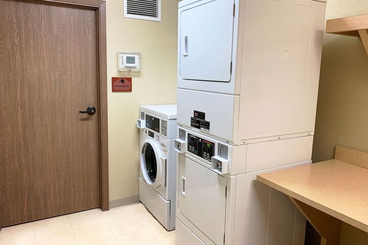 Room 13 of 23