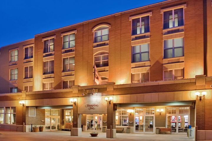 Hotel 4 of 76