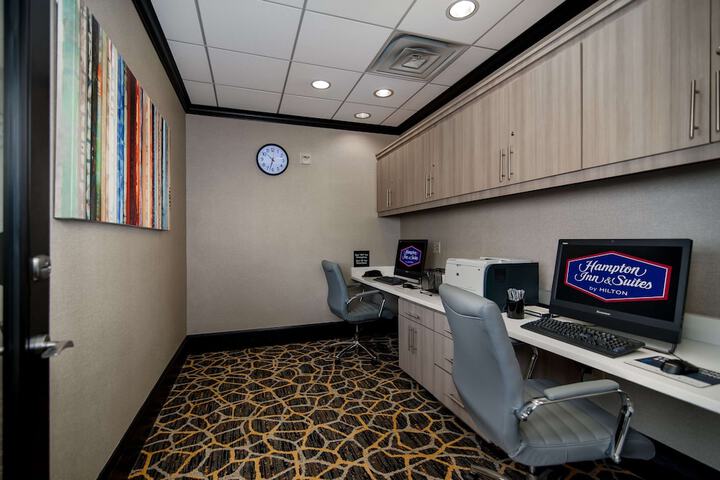 Business Center 59 of 59