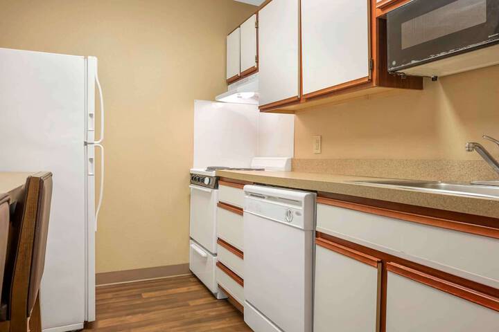 Room 19 of 32
