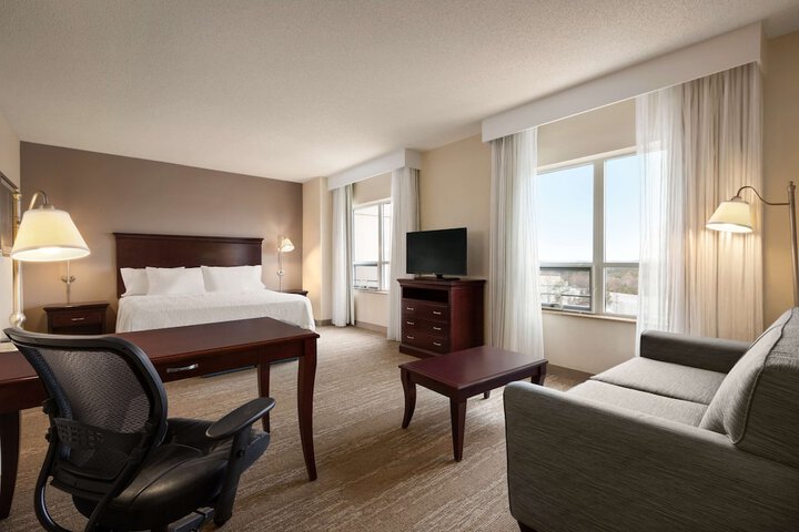 Room 16 of 32
