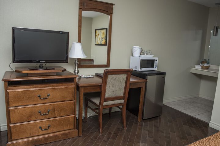 Room 35 of 49