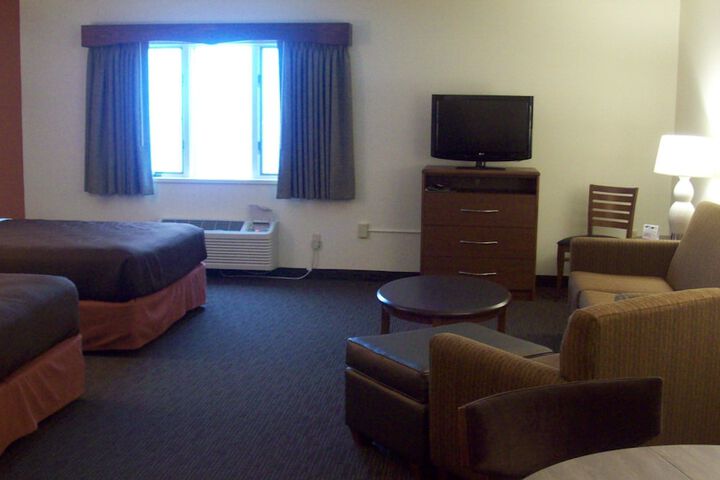 Room 32 of 53