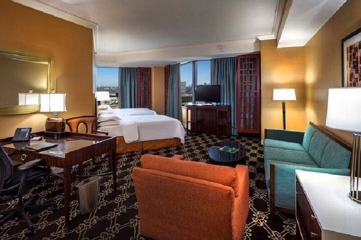 Hilton Anatole