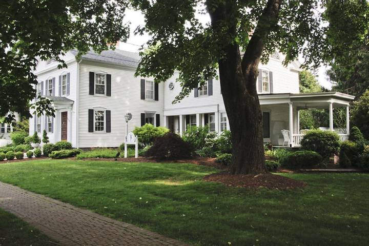 The Scranton Seahorse Inn