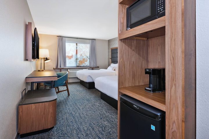 Room 11 of 22