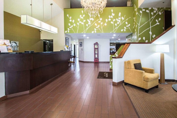 Hotel Interior 7 of 42