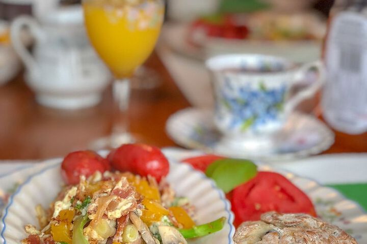 Breakfast/Coffee Service 25 of 27